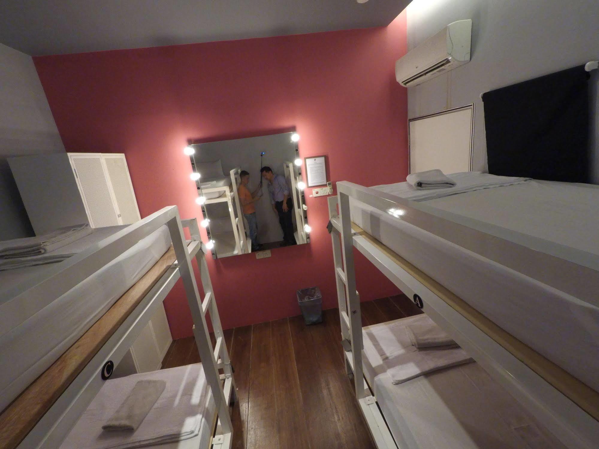 Ryokan Muntri Boutique Hostel George Town Eksteriør billede